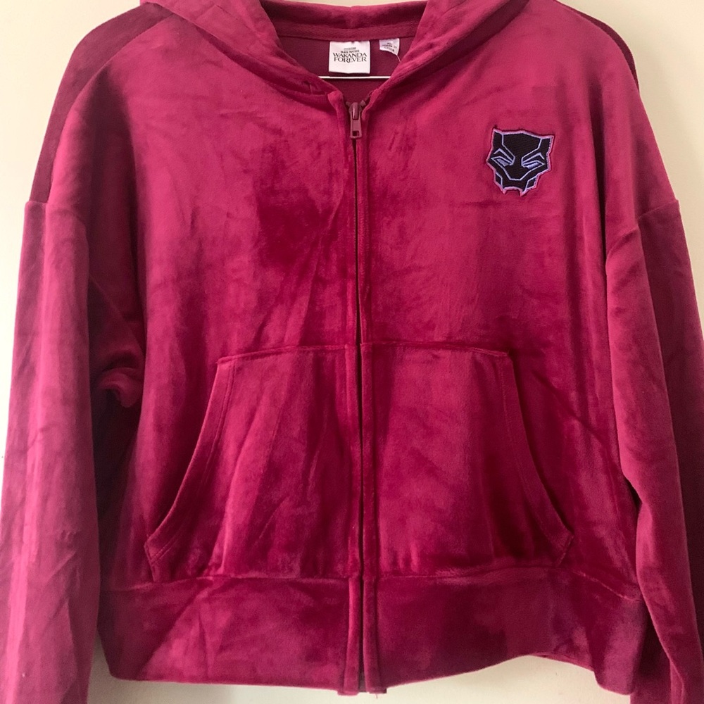 NWT Marvel Wakanda Forever Black Panther Velvet zip up Hoodie sweater - Picture 3 of 7